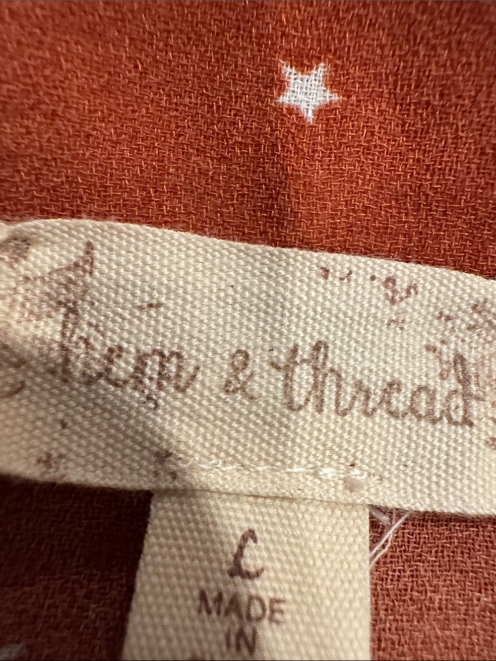 🌟 HEM & THREAD Flowy Star Wrap Blouse with Tie - Picture 5 of 7